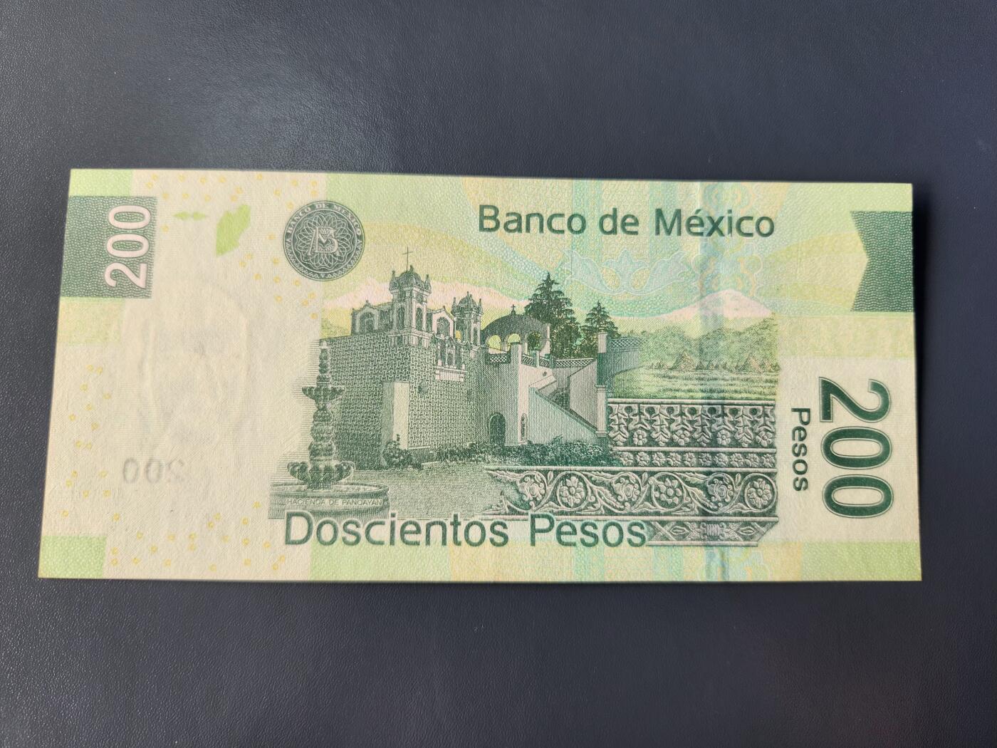 1月22号晚上8点 外国纸币自动截拍第11场 墨西哥200全新