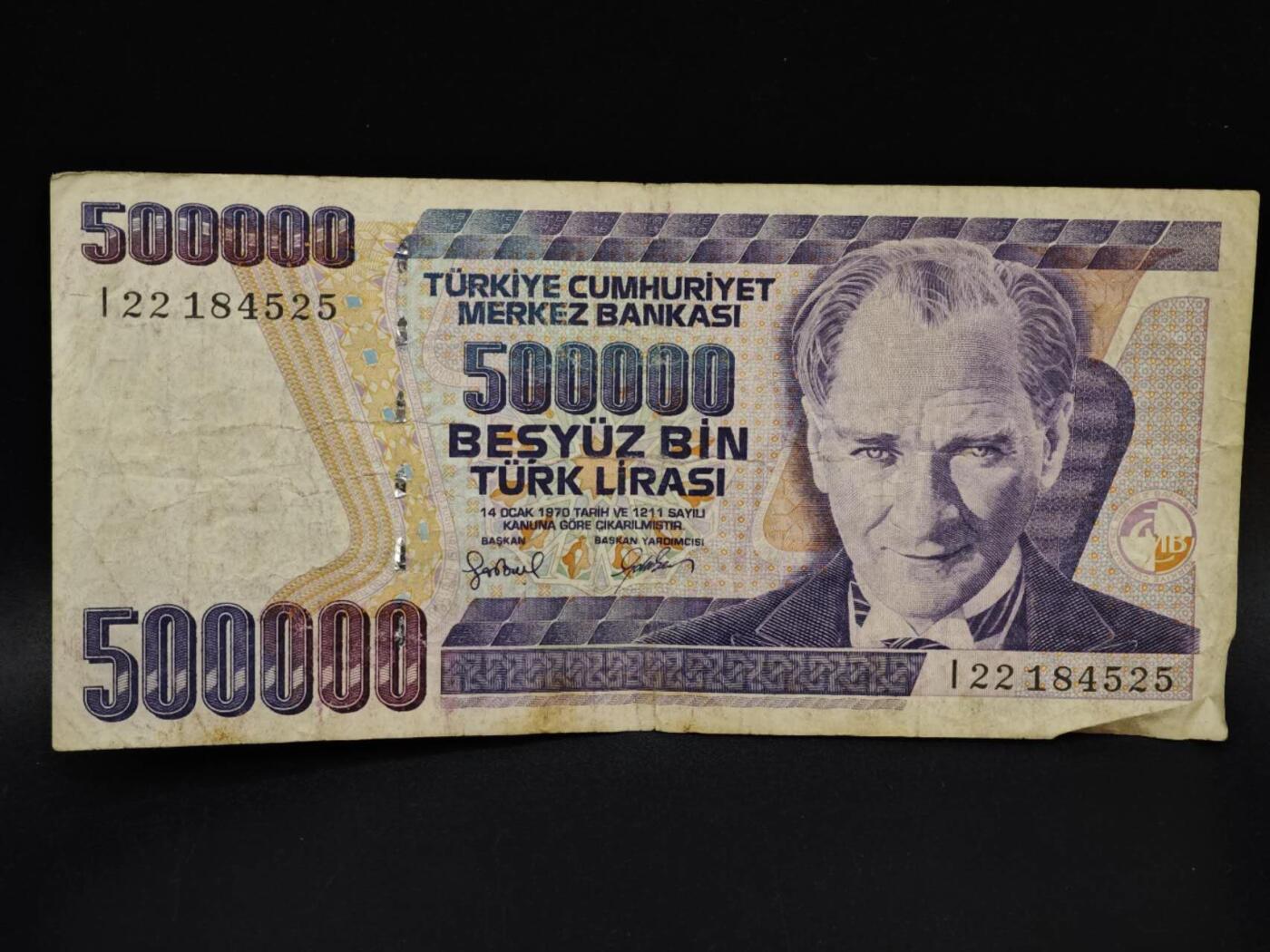 【淘币小摊】限时拍第八百五十二拍  无佣金福利纸币场  满百包邮可预留两周  周一统一发货  土耳其500000里拉纸币【有折】