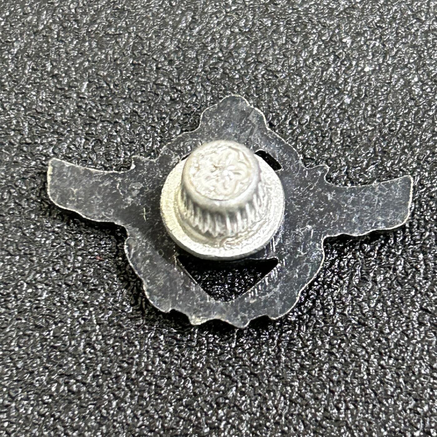 西秦中古拍卖第七十三期 中华民国空军纪念军徽 后期版