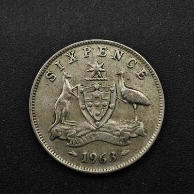 【淘币小摊】实时拍第八百五十三拍   散币银币场   满百包邮可预留二周 每周一统一发货   - 澳大利亚1963年伊丽莎白二世6便士银币