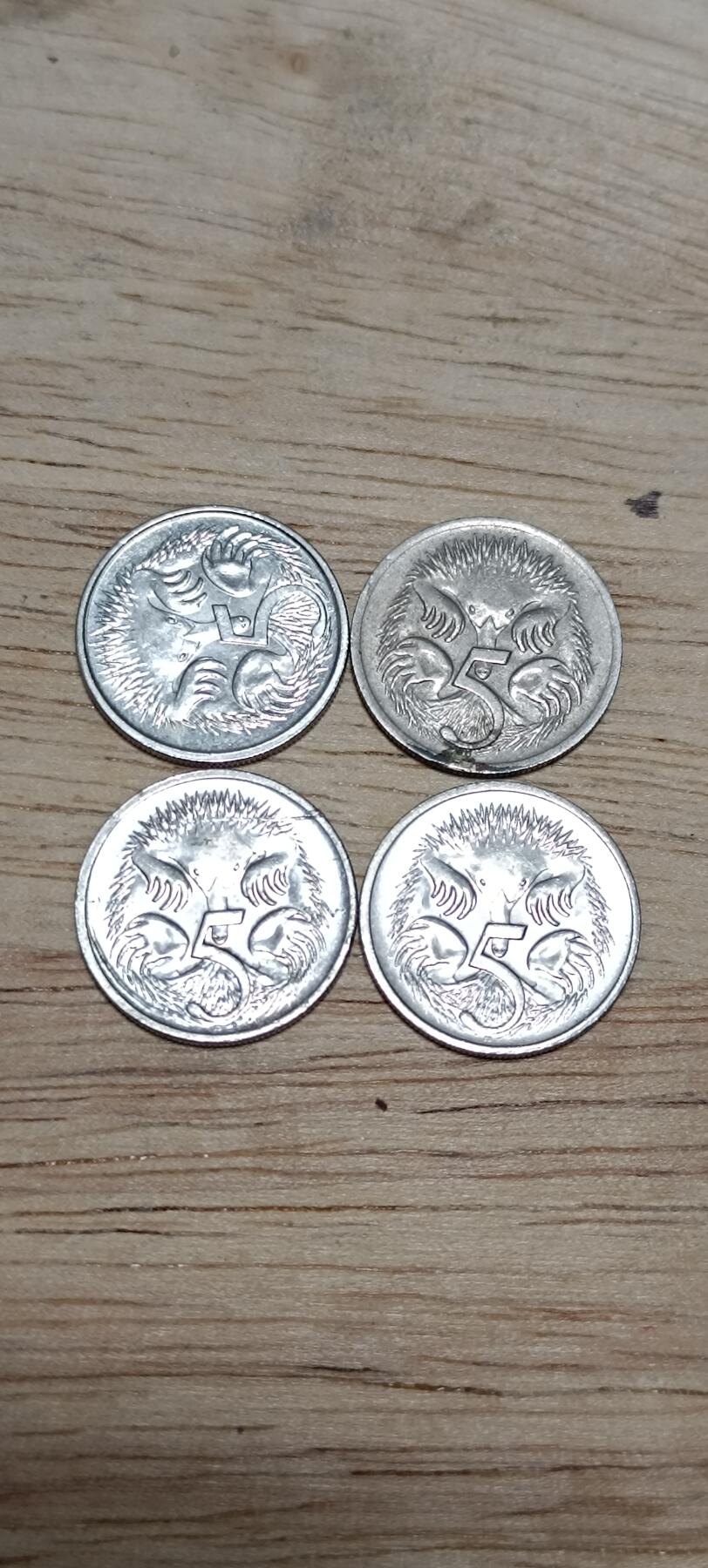 万国钱币阁第八场 加拿大女王版5分一组