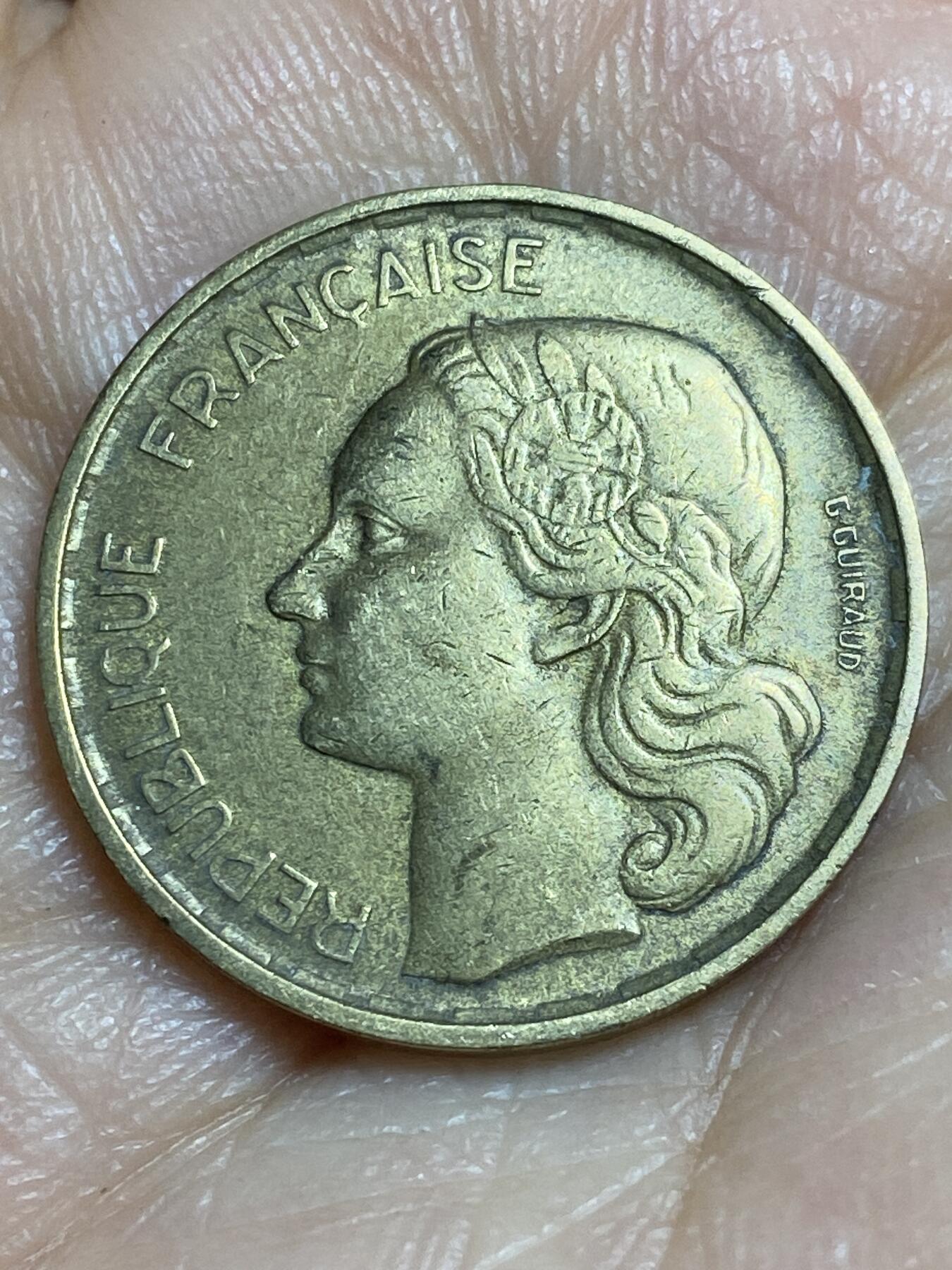 2026年第十四场(总第一百八十三场）外国好品散币场(免佣金) 法兰西第四共和国1951年20法郎(4羽版)
