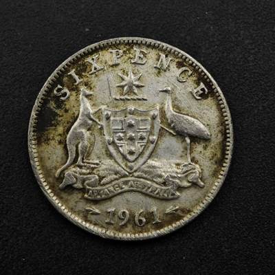 【淘币小摊】实时拍第八百五十三拍   散币银币场   满百包邮可预留二周 每周一统一发货   - 澳大利亚1961年伊丽莎白二世6便士银币