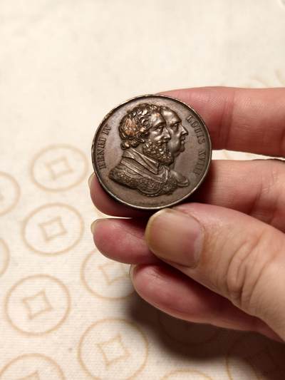 抚柳草堂-第十期章牌钱币  奖章勋章限时免佣 满百包邮 放漏专场 - 1817法国路易十八修复亨利四世雕像铜章 21g 32.5mm 光边原铸1841年以前铜章无边铭