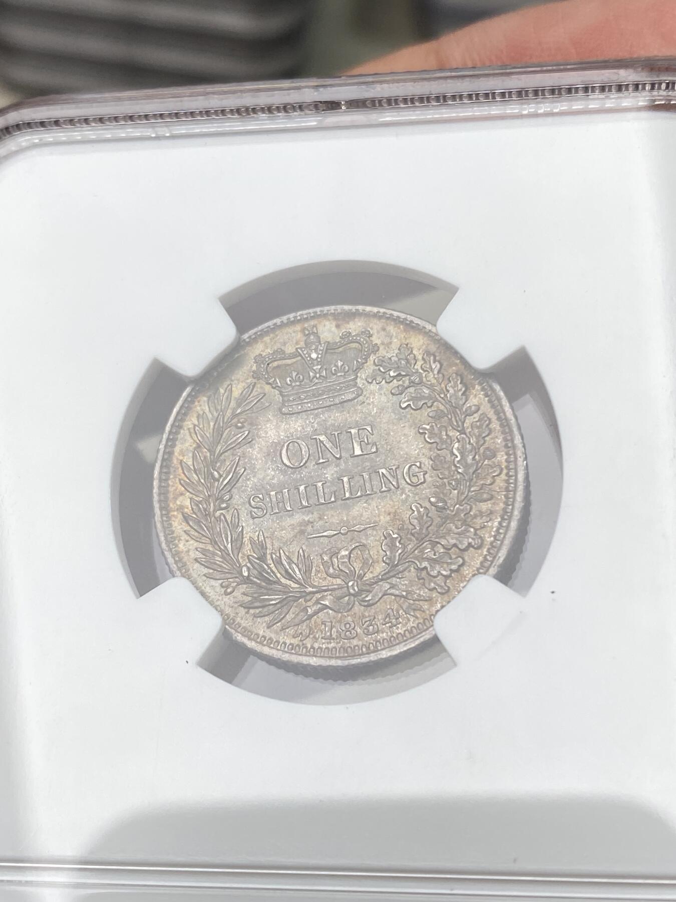 万国钱币拍卖第059期 NGC MS64 1834年英国威廉四世1先令银币 极美香槟色调车轮转光地板 NGC老盒