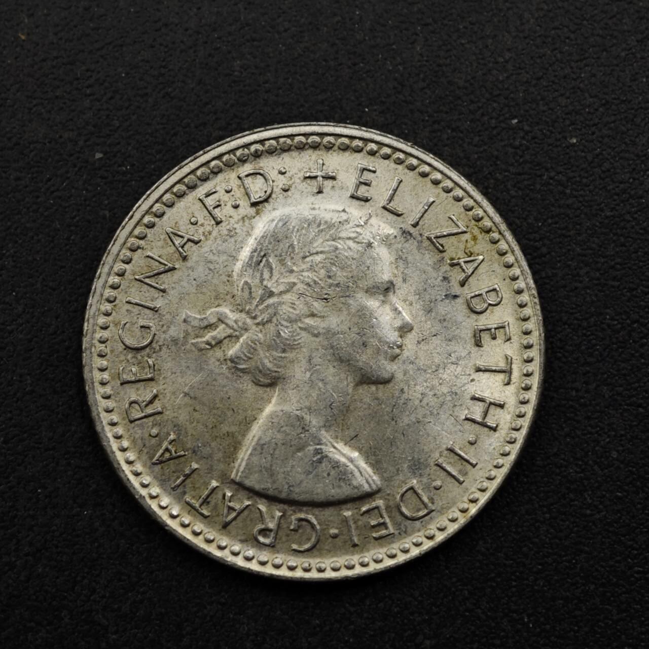 【淘币小摊】实时拍第八百五十三拍   散币银币场   满百包邮可预留二周 每周一统一发货   澳大利亚1960年伊丽莎白二世6便士银币