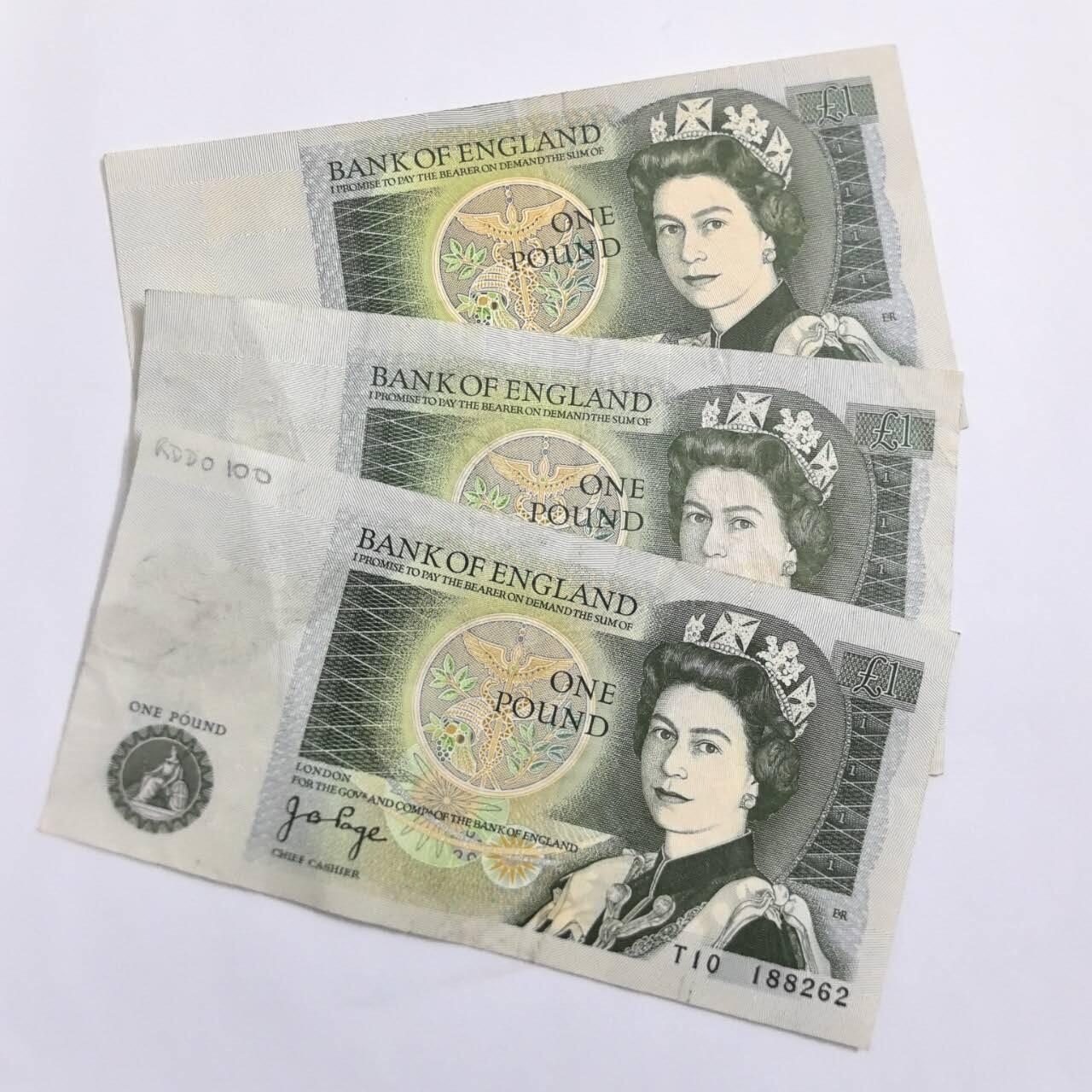 各国外币第109期 英国1镑 3张