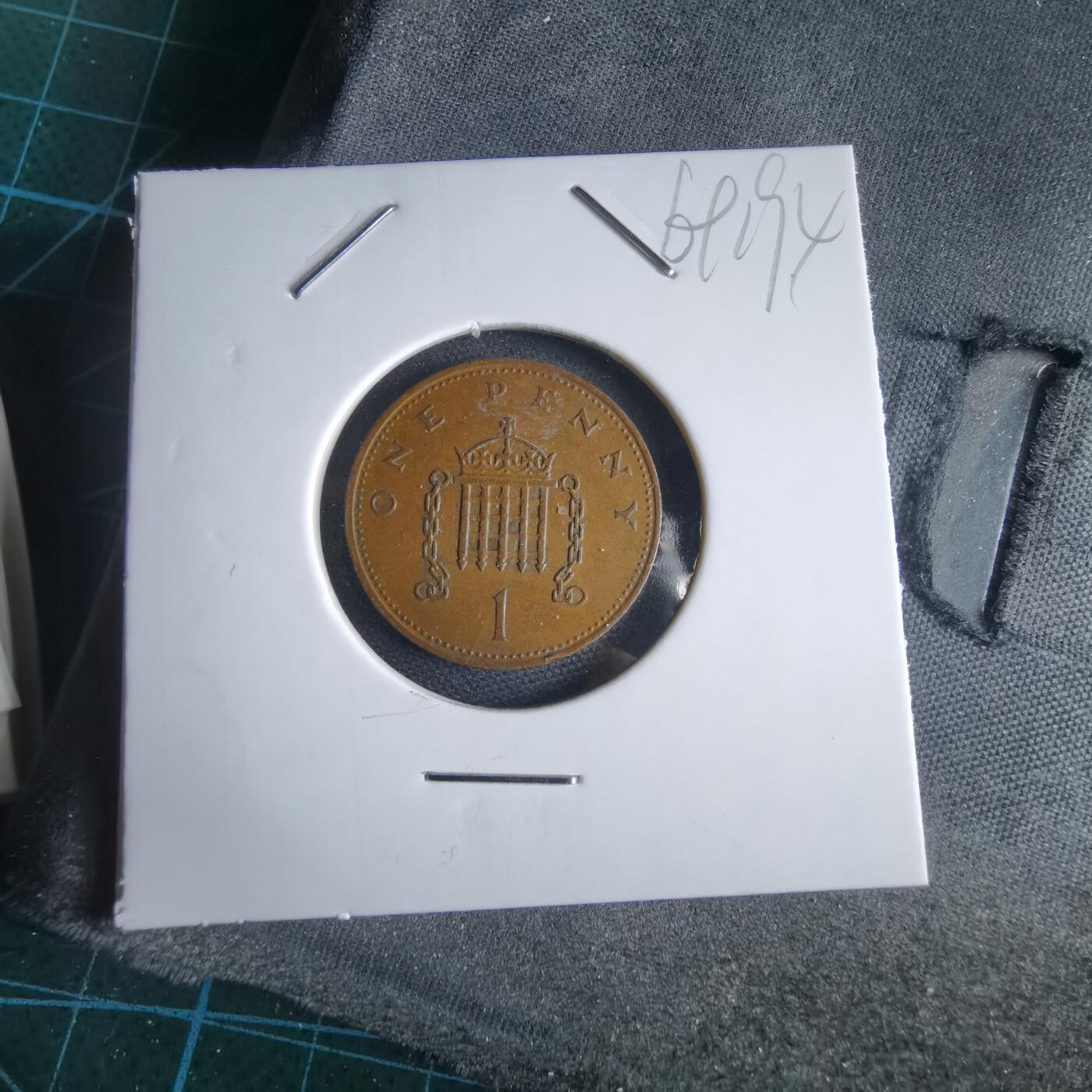 沼泽如烟--第969场 英国1984年1便士