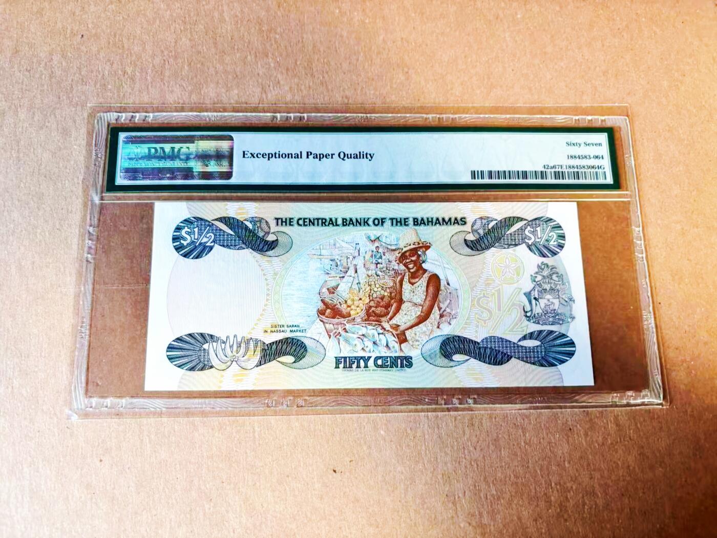 【Blue Auction】世界纸币精拍第778期——18级TOP拍卖/信誉/品质/专业/高效💫 【A冠无47】巴哈马 1984年1/2元 女王 PMG67EPQ 