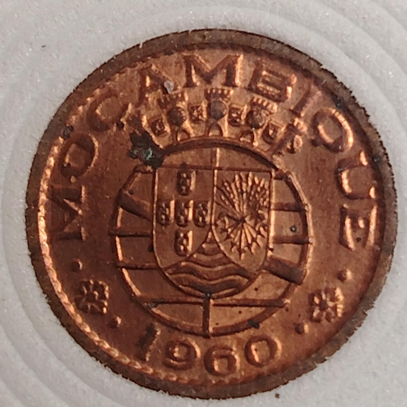 布加迪🐬～世界钱币(上海)🌾第 271 期 /  各国套币和散币 葡属莫桑比克🇲🇿 1960年 10分