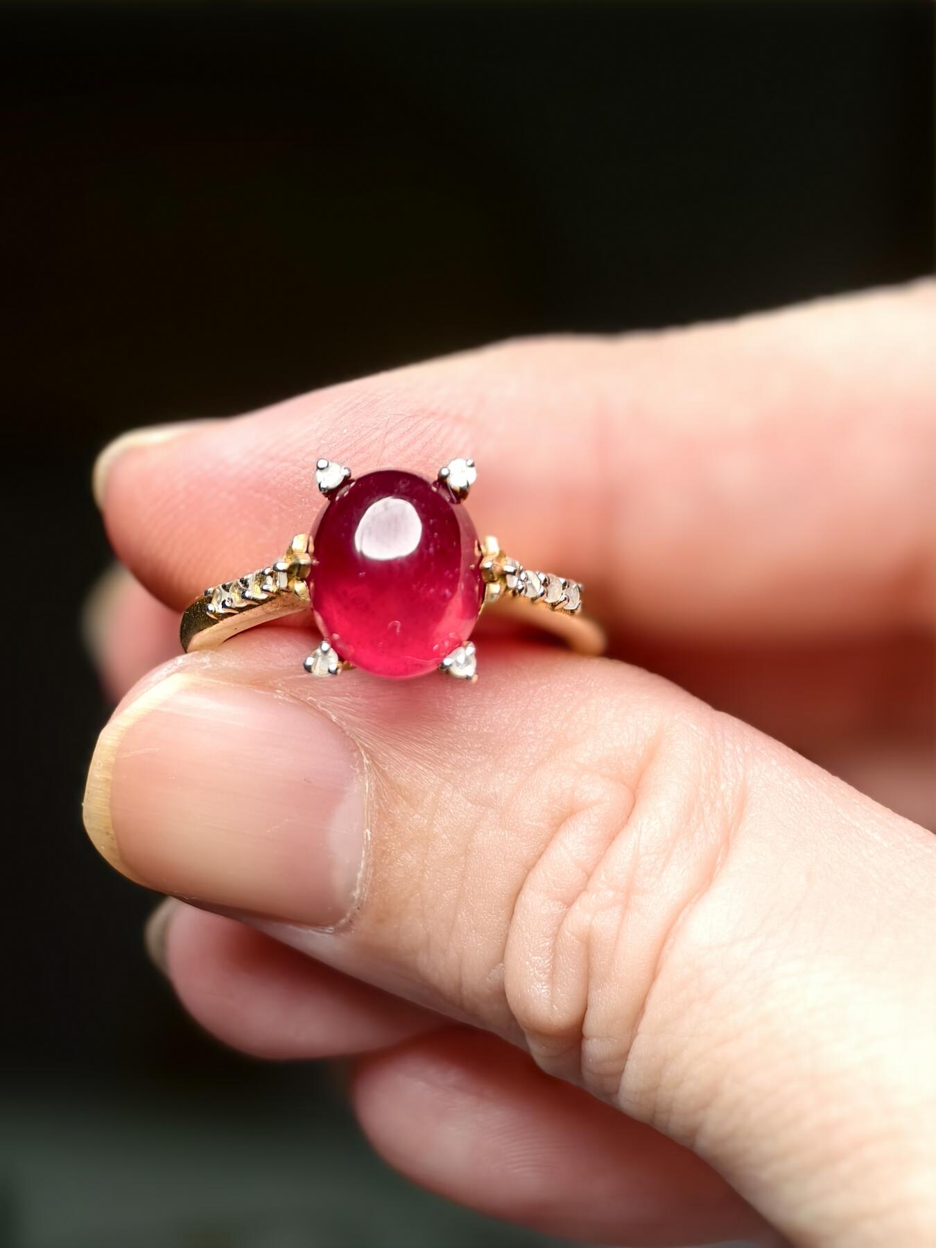 抚柳草堂-第十期章牌钱币  奖章勋章限时免佣 满百包邮 放漏专场 回流红宝石戒指 银镀金镶嵌红宝石 宝石长10.5宽7.5mm 重4.9g 打标925 内圈约18.8mm