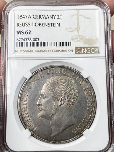 万国钱币拍卖第059期 - NGC MS62 1847年德国罗伊斯-埃伯恩多夫幼系海因里希七十二世大纹章2泰勒 发行量2750枚的高难小邦品种 极具辨识度的德式精发 原味淡彩转光品相 不可多得的收藏品质