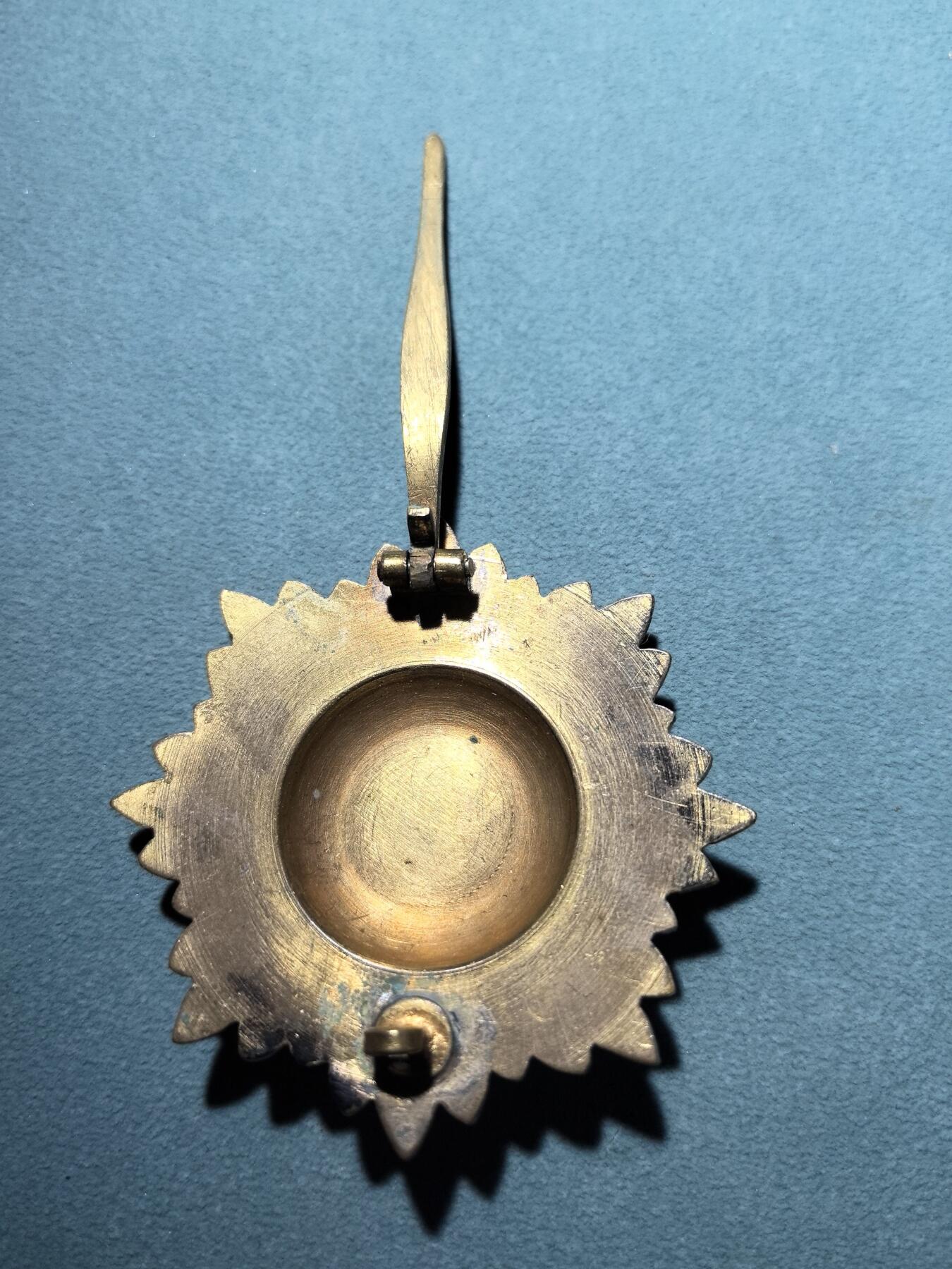 盛世勋华——号角文化勋章邮票专场拍卖第301期 德国一级金色佩剑东方人民奖章 主要授予俄罗斯伪军 铜质