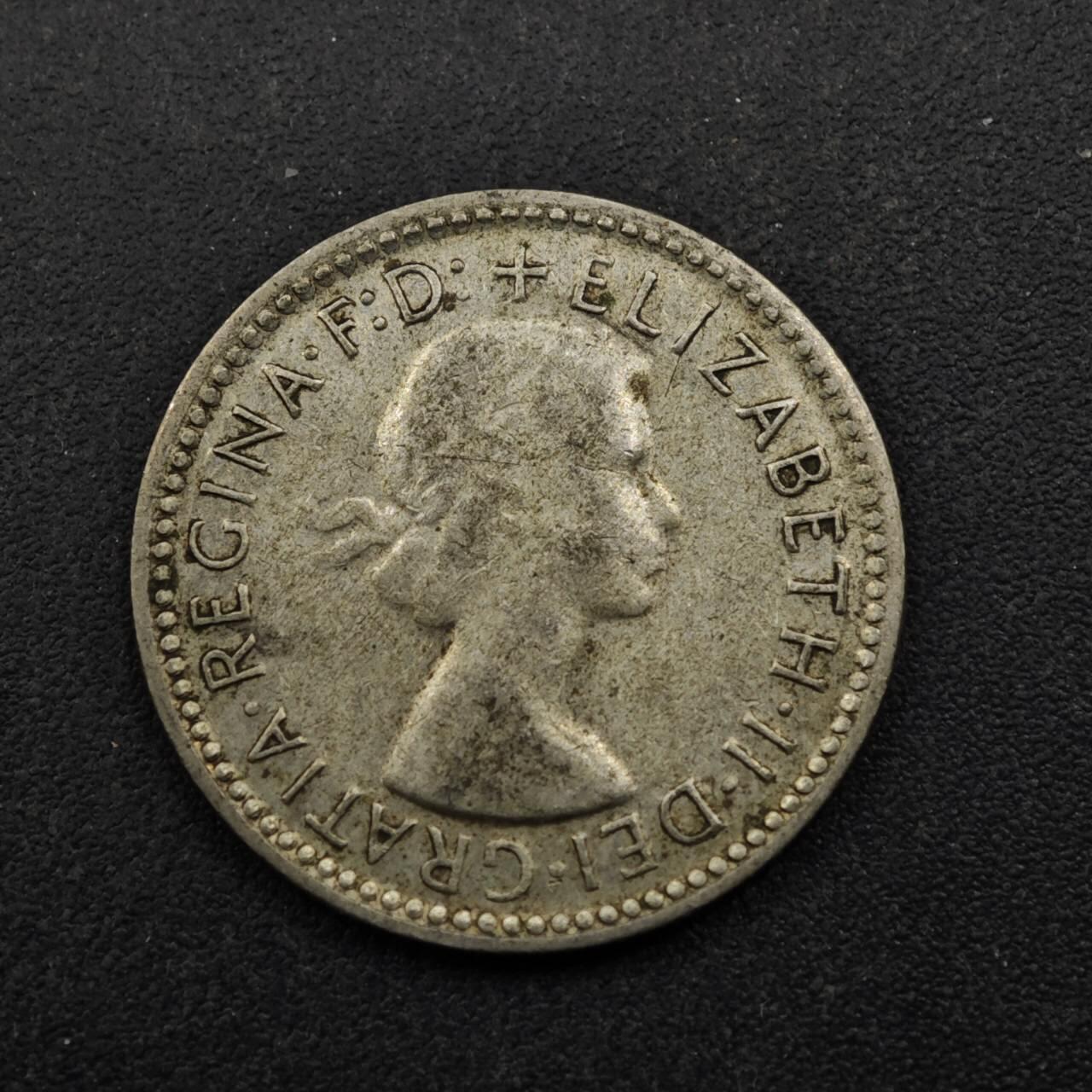 【淘币小摊】实时拍第八百五十三拍   散币银币场   满百包邮可预留二周 每周一统一发货   澳大利亚1959年伊丽莎白二世6便士银币