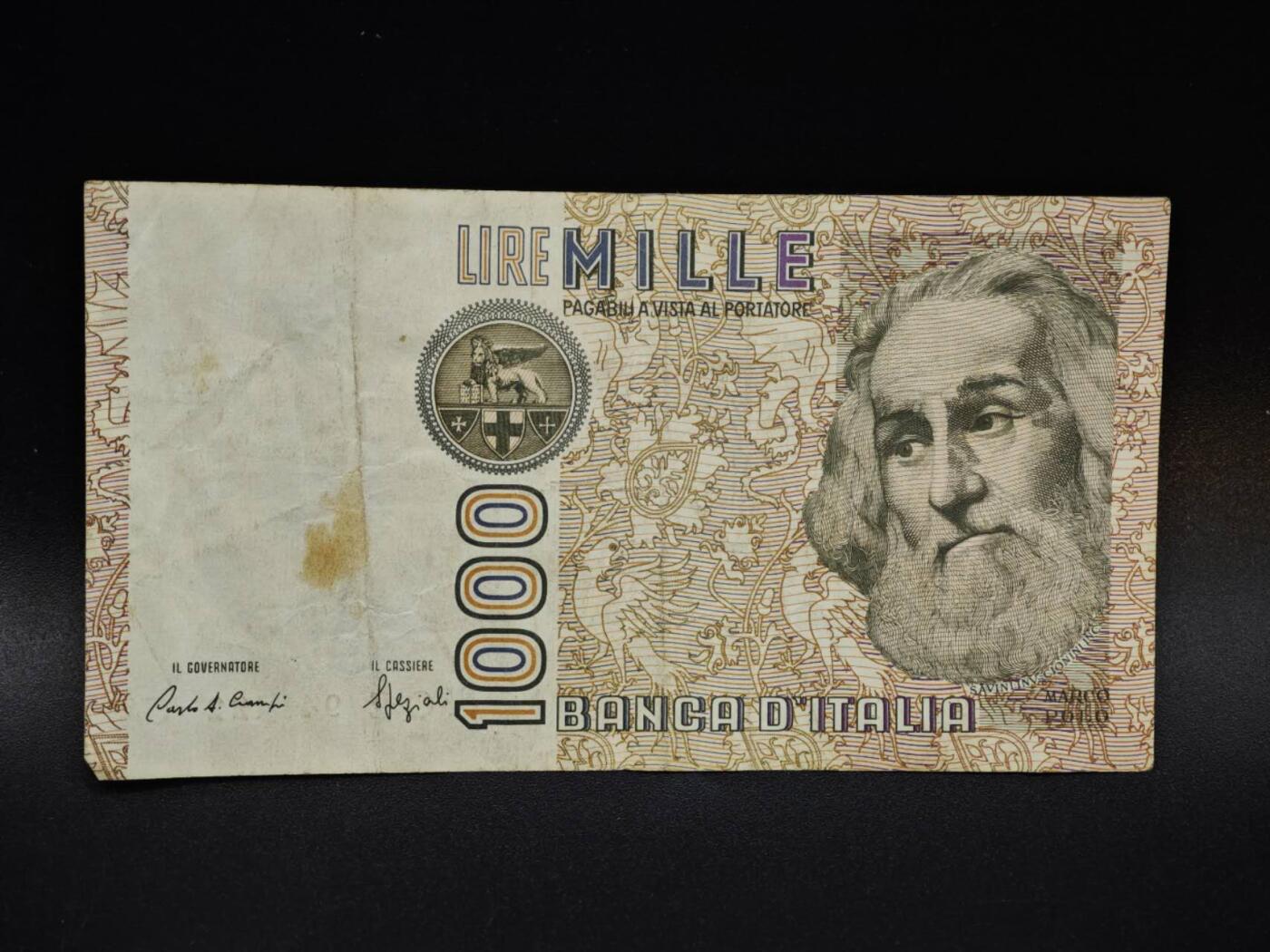 【淘币小摊】限时拍第八百五十二拍  无佣金福利纸币场  满百包邮可预留两周  周一统一发货  意大利1000里拉纸币【有折】