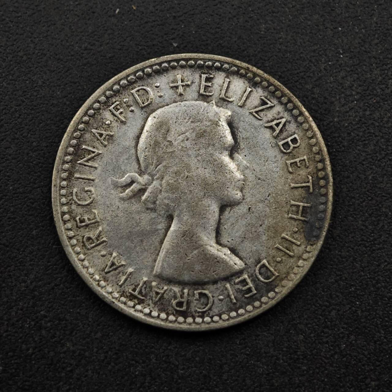 【淘币小摊】实时拍第八百五十三拍   散币银币场   满百包邮可预留二周 每周一统一发货   澳大利亚1962年伊丽莎白二世6便士银币