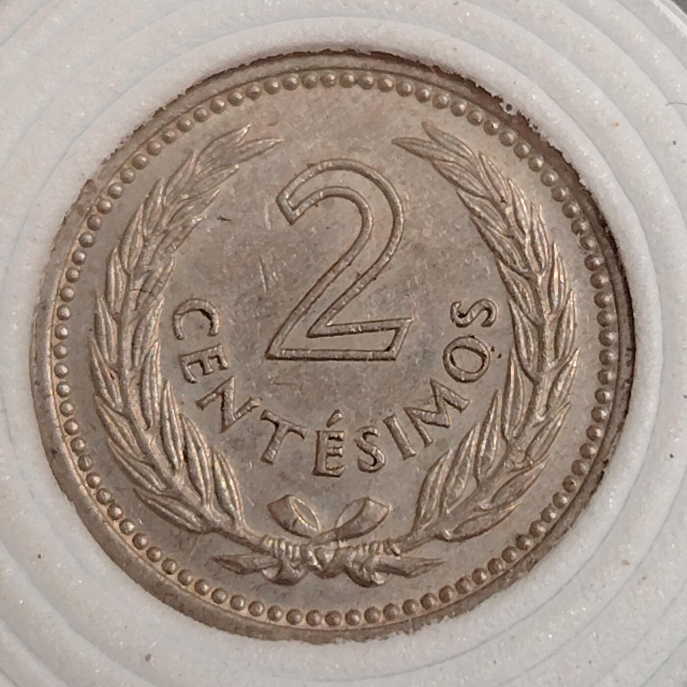 布加迪🐬～世界钱币(上海)🌾第 271 期 /  各国套币和散币 乌拉圭🇺🇾 1953年 2分