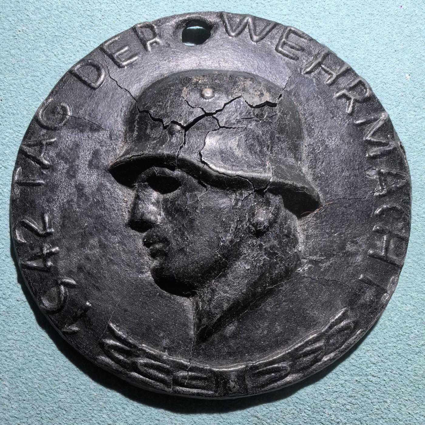 盛世勋华——号角文化勋章邮票专场拍卖第301期 德国（1939）1942年国防军日纪念章牌