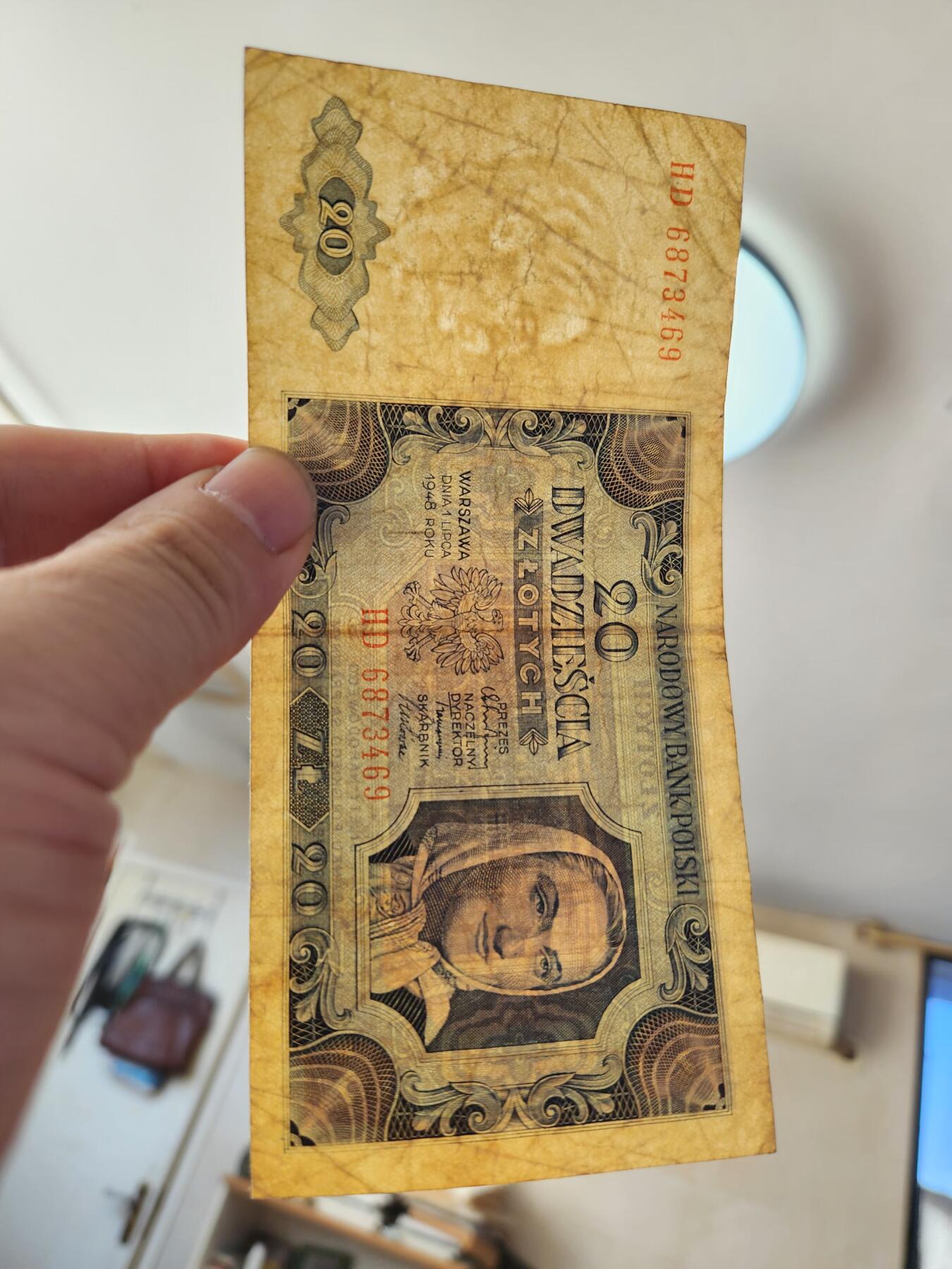 1月22号晚上8点 外国纸币自动截拍第11场 波兰20原票