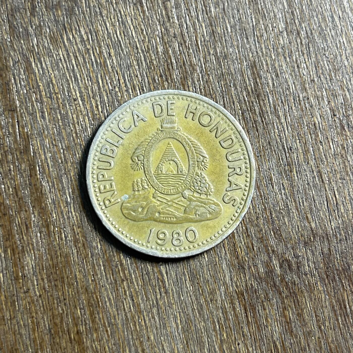 【春节前最后一拍，下一场3.3号】★第139场★散币场。不寄存，30包邮。不满30元，支付5元运费。《接受代拍 代送NGC评级》 48【无寄存】1980 洪都拉斯 10分 镍币