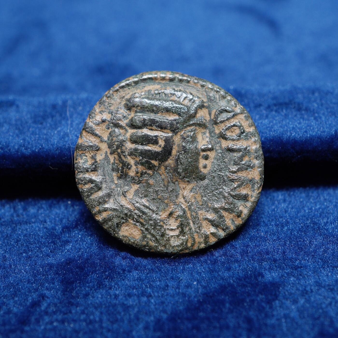 琋语集藏2026年02月欧洲古典打制币拍卖 古罗马皮西迪亚行省-多姆娜与门神铜币