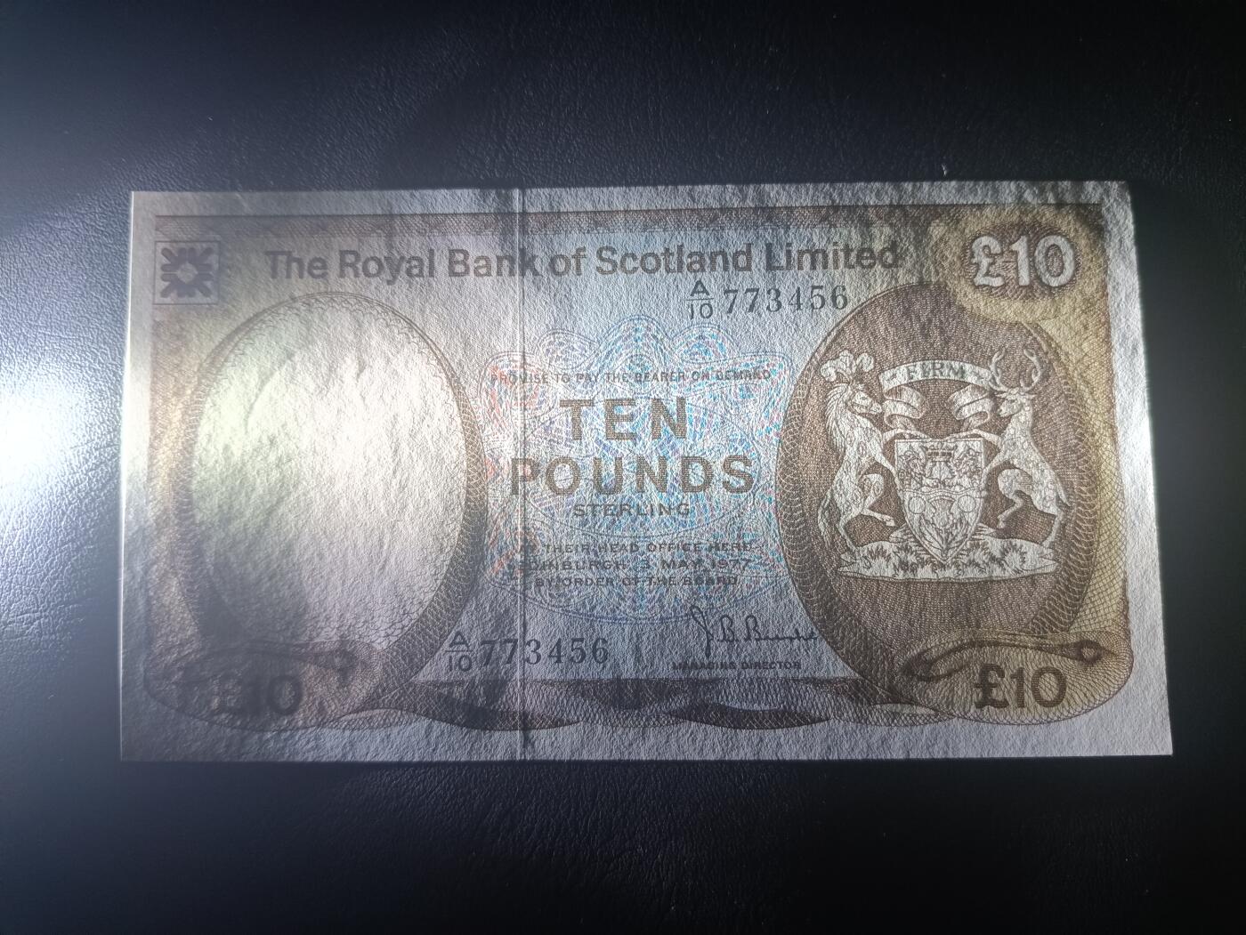 2026一月第四期，总214期 苏格兰皇家银行1977年10镑UNC-，银行徽章和格拉米斯城堡，少见早期品种