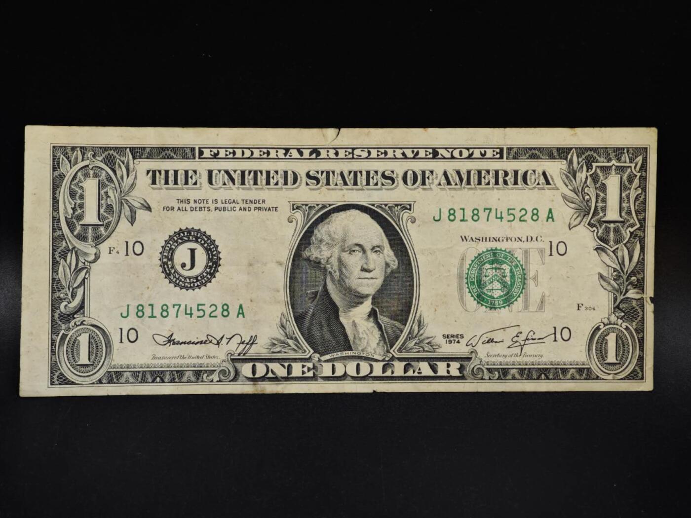 【淘币小摊】限时拍第八百五十二拍  无佣金福利纸币场  满百包邮可预留两周  周一统一发货  美国1974年一美元纸币【有折】