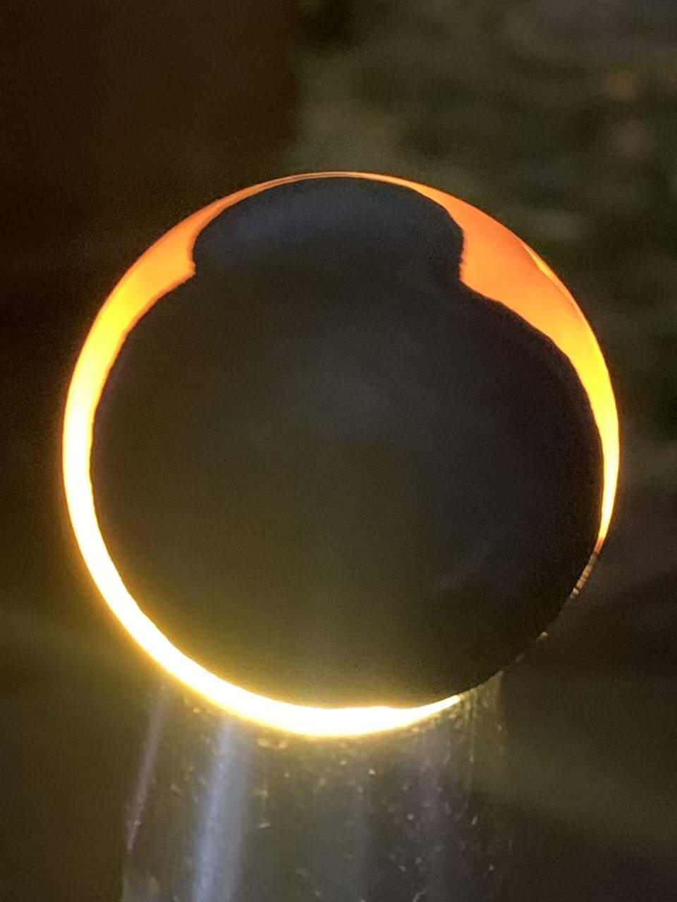 精美亚光高玉化冻料战国红玛瑙原皮8字天眼纹大圆珠一个！