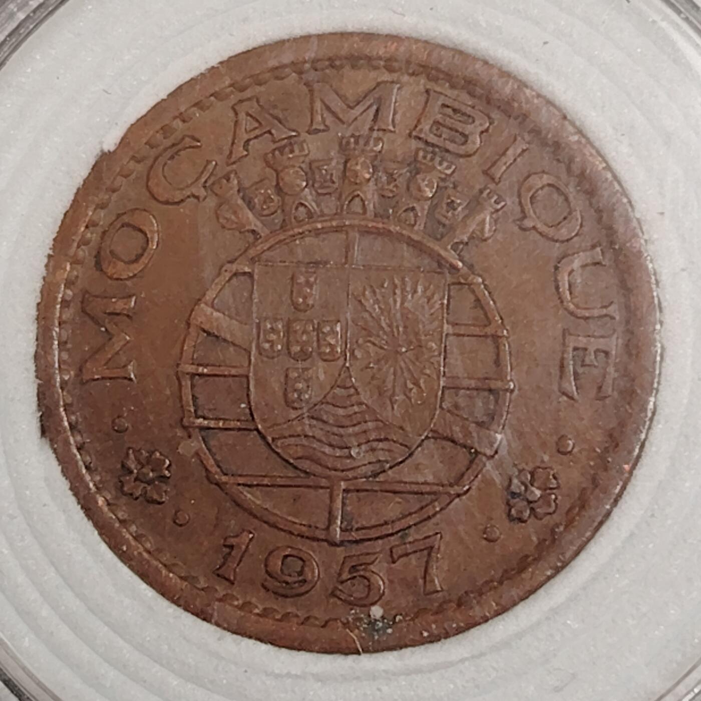 布加迪🐬～世界钱币(上海)🌾第 271 期 /  各国套币和散币 葡属莫桑比克🇲🇿 1957年 50分