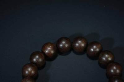 上海都达杂项专场六（全场包邮） 天然文莱软丝沉香1.2圆珠手串 附鉴定证书87-214