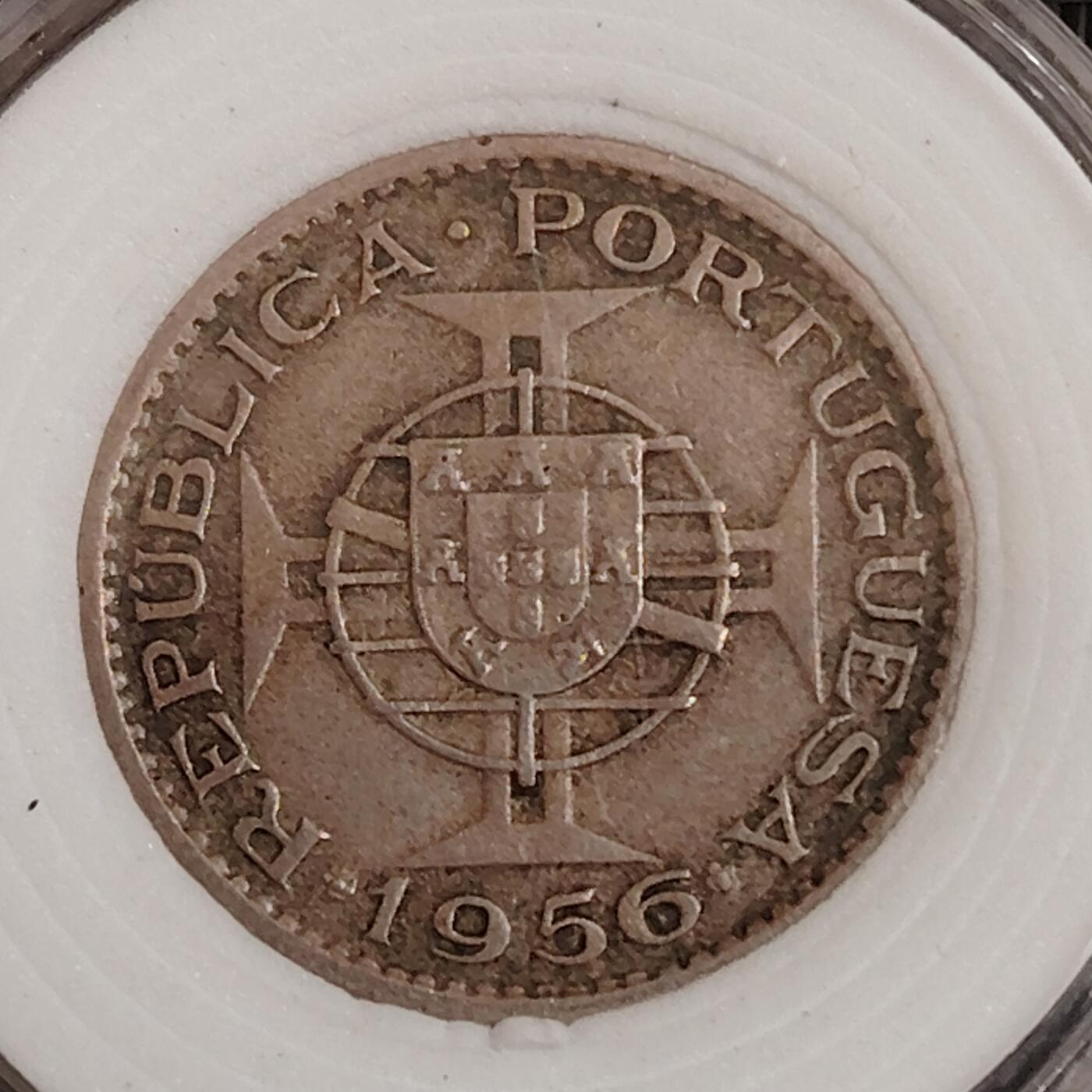 布加迪🐬～世界钱币(上海)🌾第 271 期 /  各国套币和散币 葡属安哥拉🇦🇴 1956年 2.5埃斯库多
