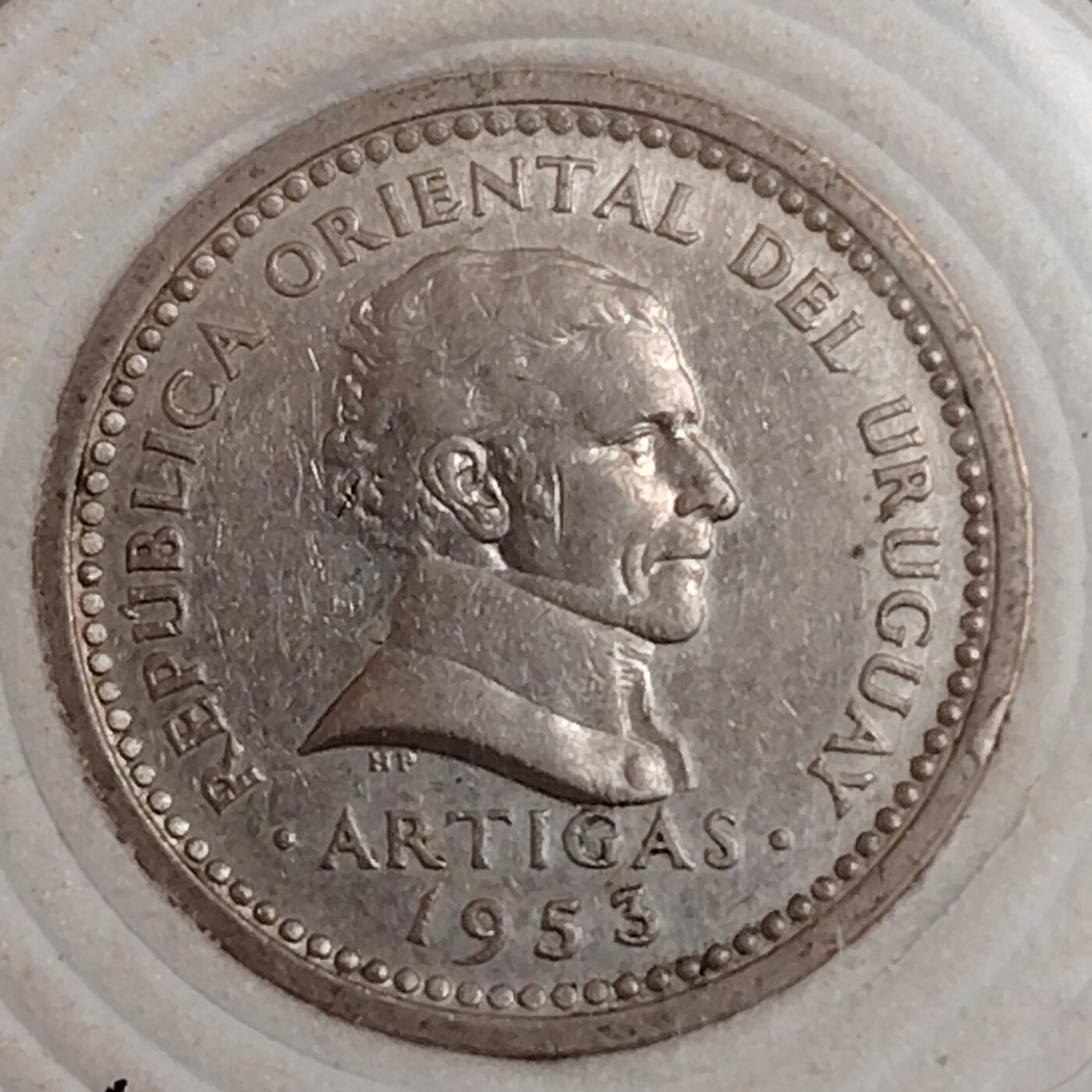 布加迪🐬～世界钱币(上海)🌾第 271 期 /  各国套币和散币 乌拉圭🇺🇾 1953年 2分