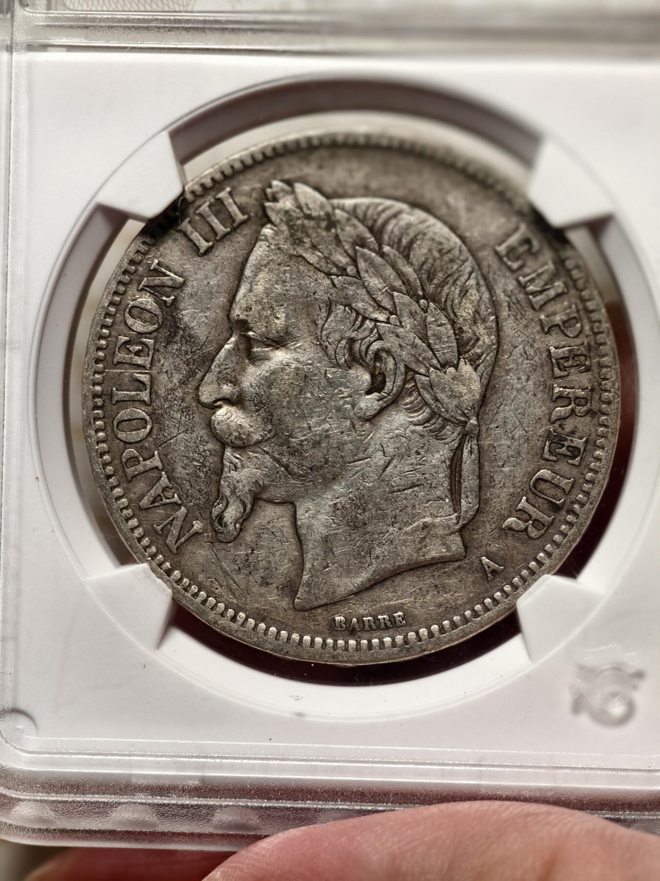 抚柳草堂-第十期章牌钱币  奖章勋章限时免佣 满百包邮 放漏专场 1870法国拿破仑三世5法郎银币 华夏评级xf45老包浆味道很好 不错的品种