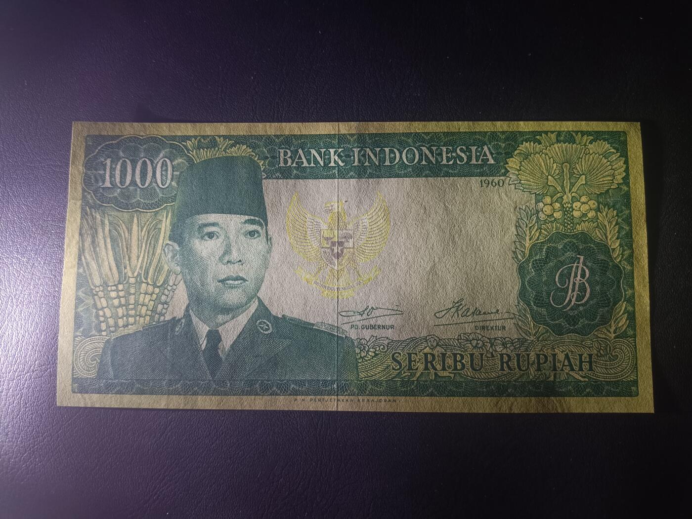 2026一月第四期，总214期 印度尼西亚1960版1000卢比AUNC千位号4407，少见水牛水印错版偏移，苏加诺总统和民族舞蹈，稀有面值