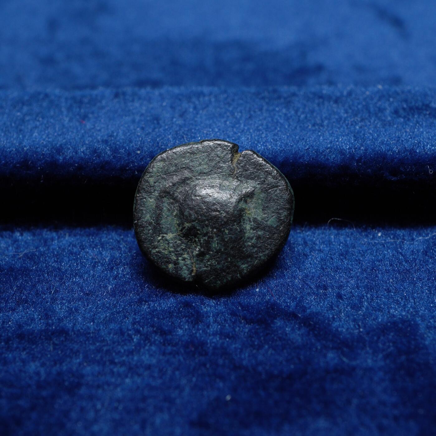 琋语集藏2026年02月欧洲古典打制币拍卖 古希腊弗里吉亚地区战士与公牛铜币