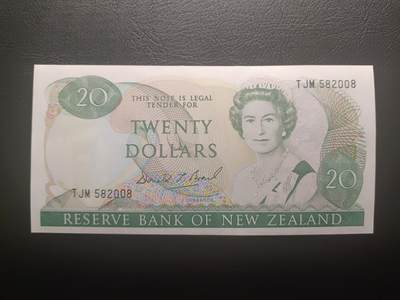 2026一月第四期，总214期 - 新西兰1985版20元UNC-无47，中年女王和鸽子