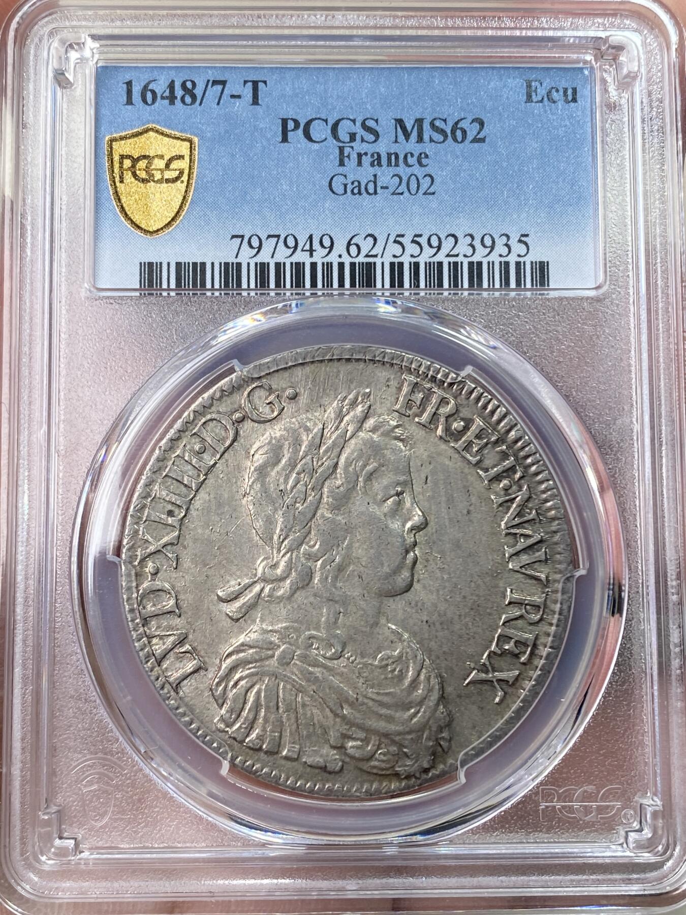 万国钱币拍卖第059期 PCGS MS62 1648/7年法国太阳王路易十四1埃居大银币 南特厂铸造 罕见厂别+骑字年份 PC唯一冠军 亚军就是AU50 原味青灰包浆转光底板 难以超越的顶级收藏品质