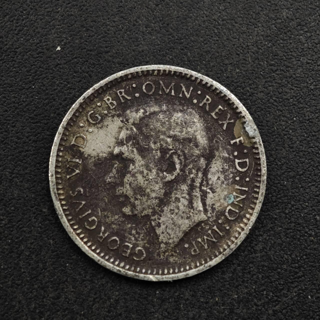 【淘币小摊】实时拍第八百五十三拍   散币银币场   满百包邮可预留二周 每周一统一发货   澳大利亚1943年乔治六世3便士银币