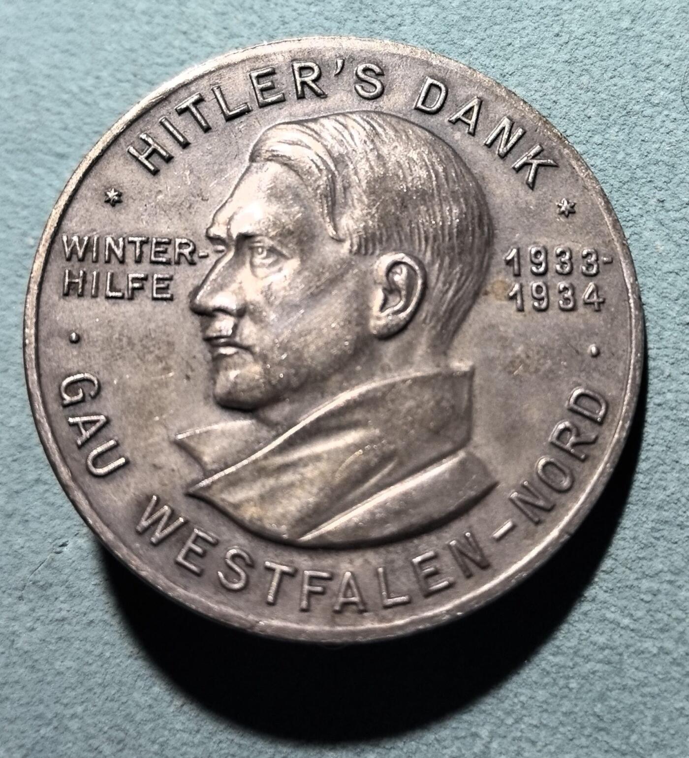 盛世勋华——号角文化勋章邮票专场拍卖第301期 德国（1939）北威斯特法伦地区小胡子感谢人民纪念铜章 做工精美 极为少见 带厂标