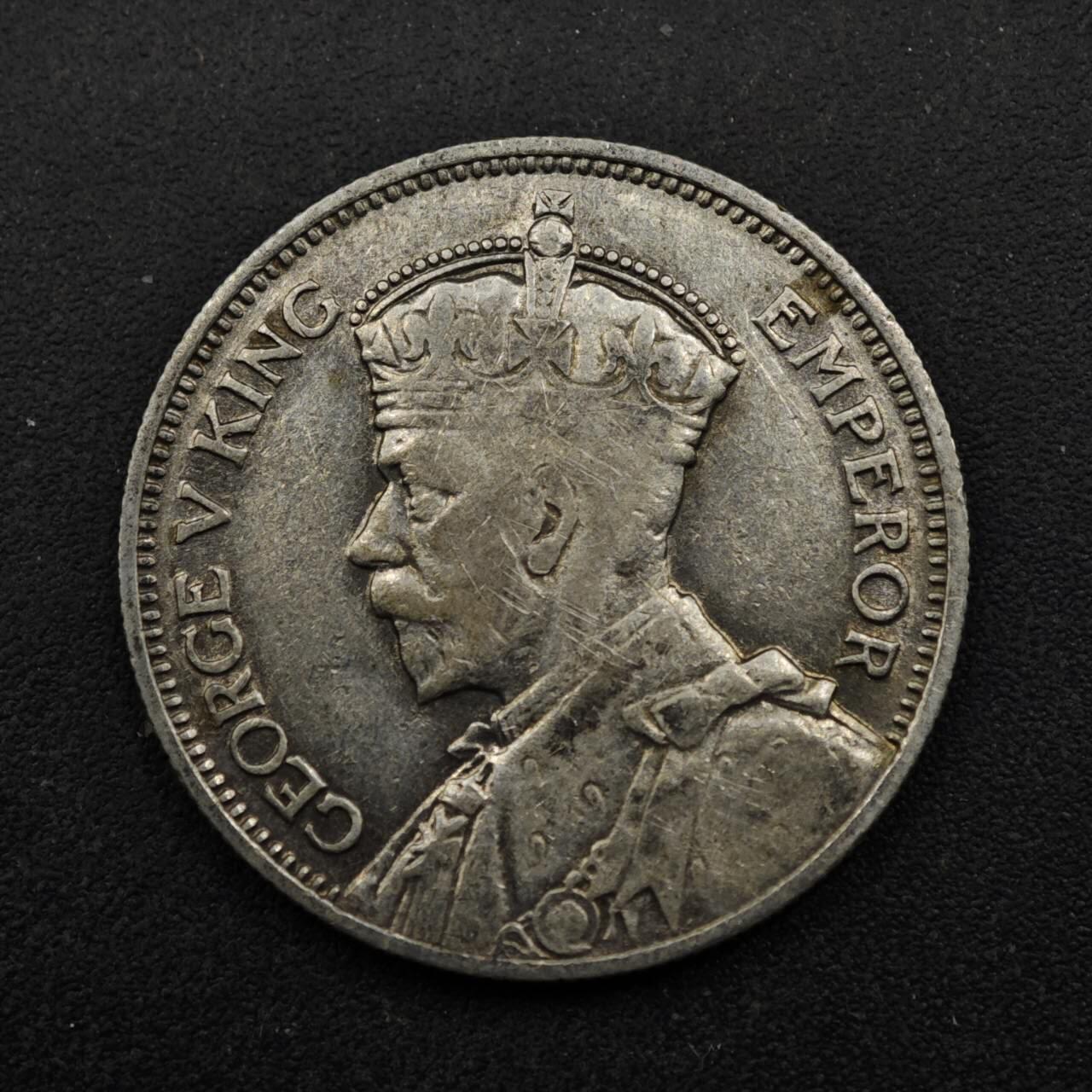 【淘币小摊】实时拍第八百五十三拍   散币银币场   满百包邮可预留二周 每周一统一发货   斐济1935年乔治五世一先令银币