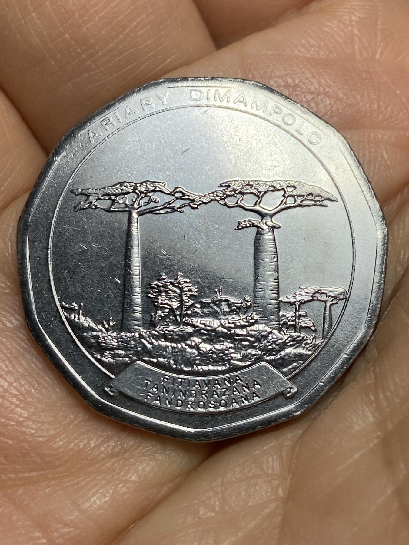 2026年第十三场(总第一百八十二场）外国好品散币场(免佣金) 原光全新–马达加斯加🇲🇬2021年50阿里亚里