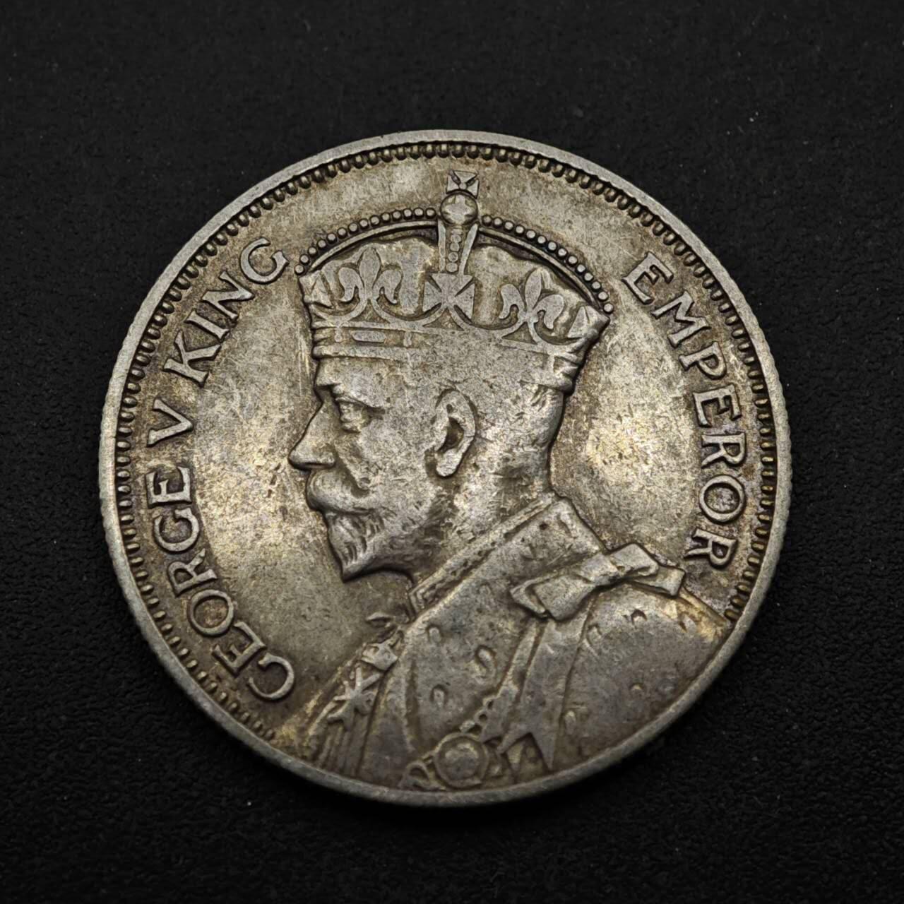 【淘币小摊】实时拍第八百五十三拍   散币银币场   满百包邮可预留二周 每周一统一发货   斐济1936年乔治五世一先令银币