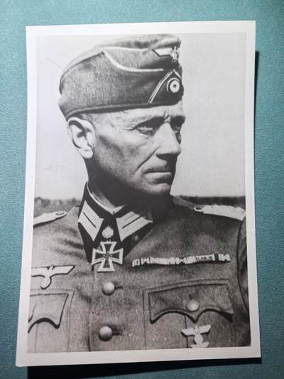 盛世勋华——号角文化勋章邮票专场拍卖第301期 - 德国（1939）橡叶骑士十字勋章获得者照片 时为陆军上校库尔特-于尔根·弗莱赫尔·冯·吕佐夫 最后官至中将 佩戴橡叶骑士十字勋章/一级铁十字勋饰等