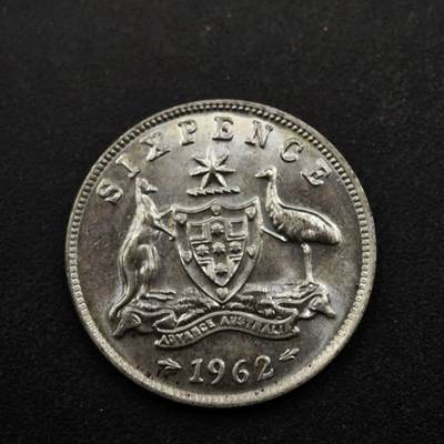 【淘币小摊】实时拍第八百五十三拍   散币银币场   满百包邮可预留二周 每周一统一发货   - 澳大利亚1962年伊丽莎白二世6便士银币