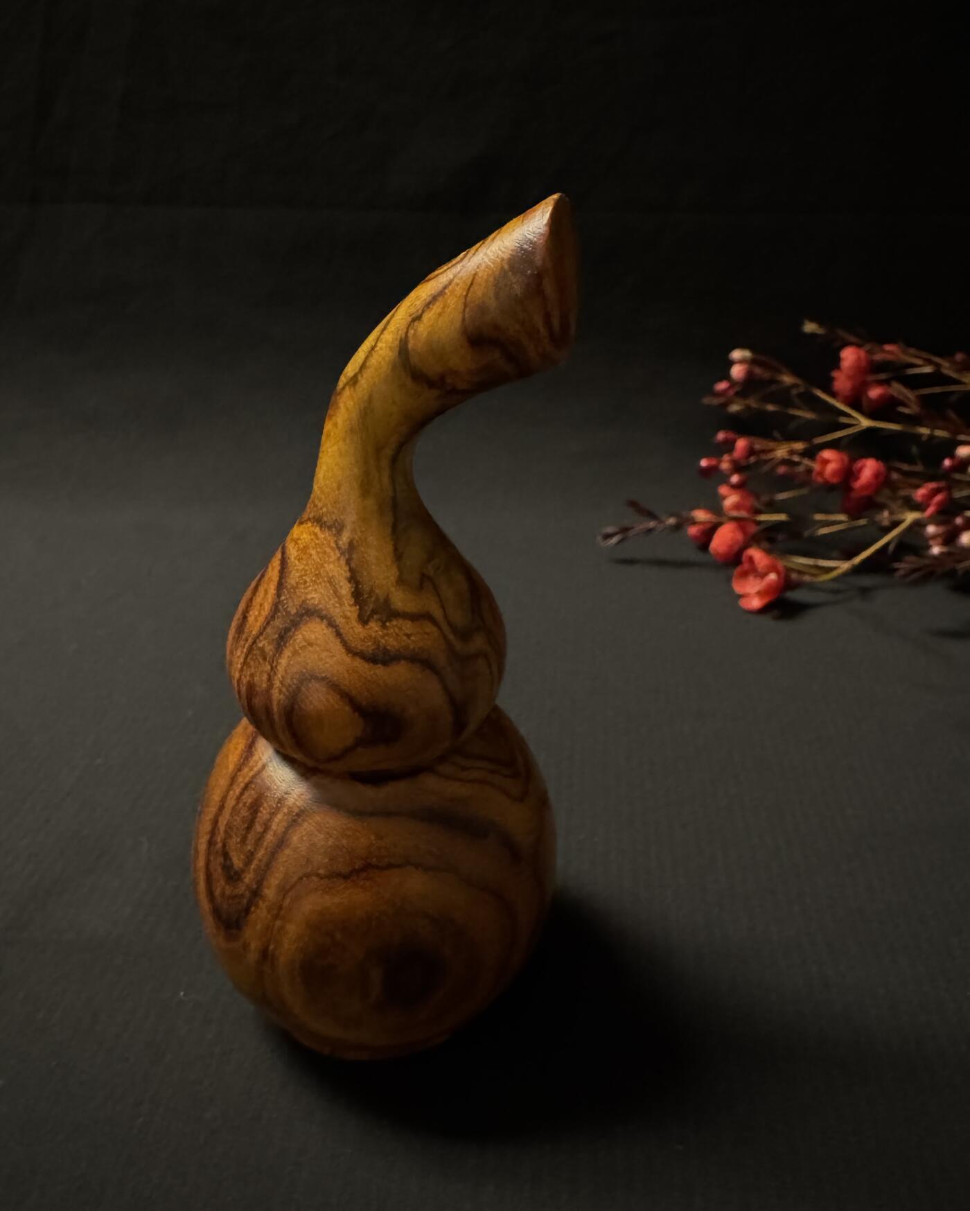 零元拍：越南黄花梨 手把件 福禄（葫芦）大肚 66，小肚 44，高 123MM，满花纹漂亮哦