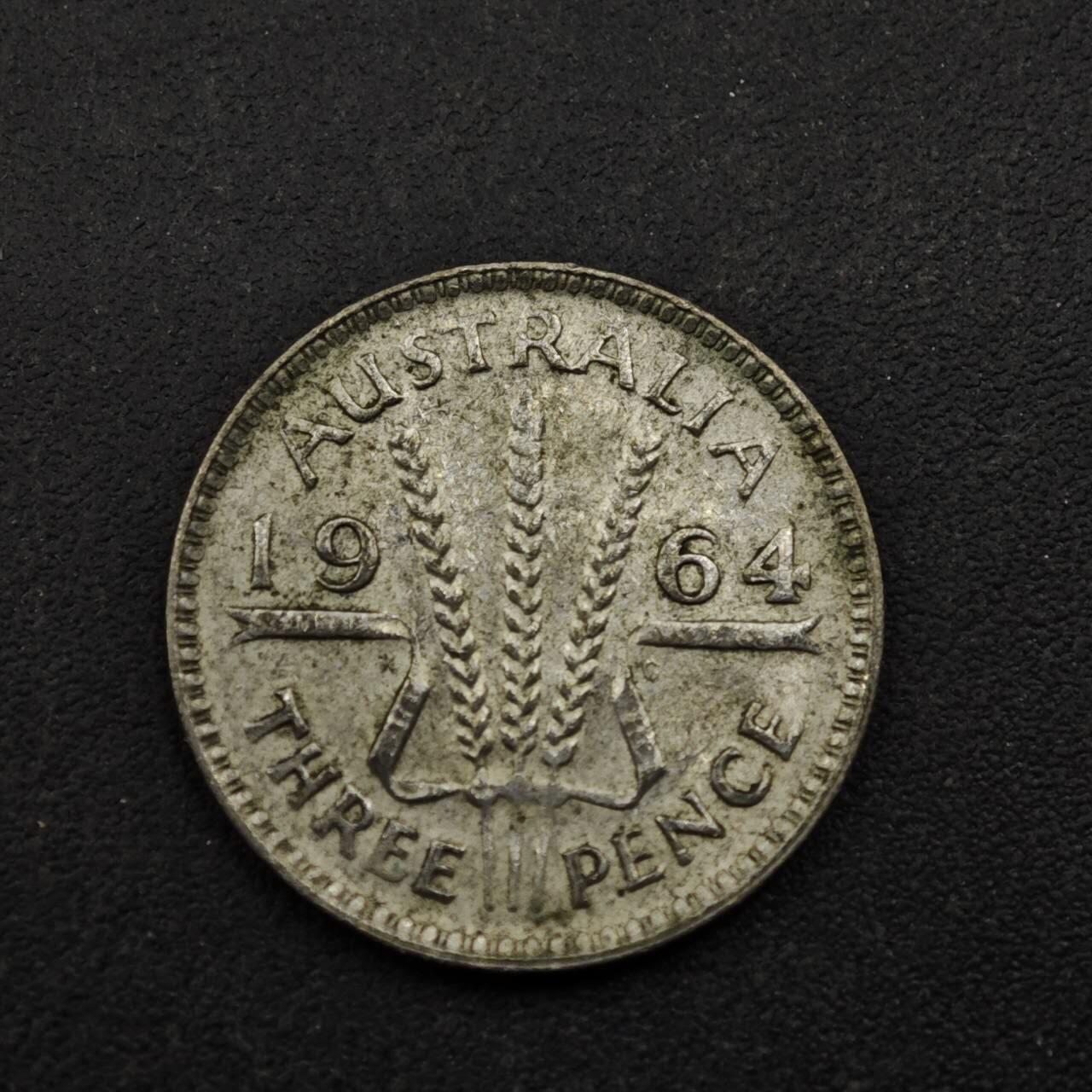 【淘币小摊】实时拍第八百五十三拍   散币银币场   满百包邮可预留二周 每周一统一发货   澳大利亚1964年伊丽莎白二世3便士银币