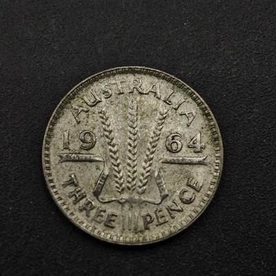 【淘币小摊】实时拍第八百五十三拍   散币银币场   满百包邮可预留二周 每周一统一发货   - 澳大利亚1964年伊丽莎白二世3便士银币