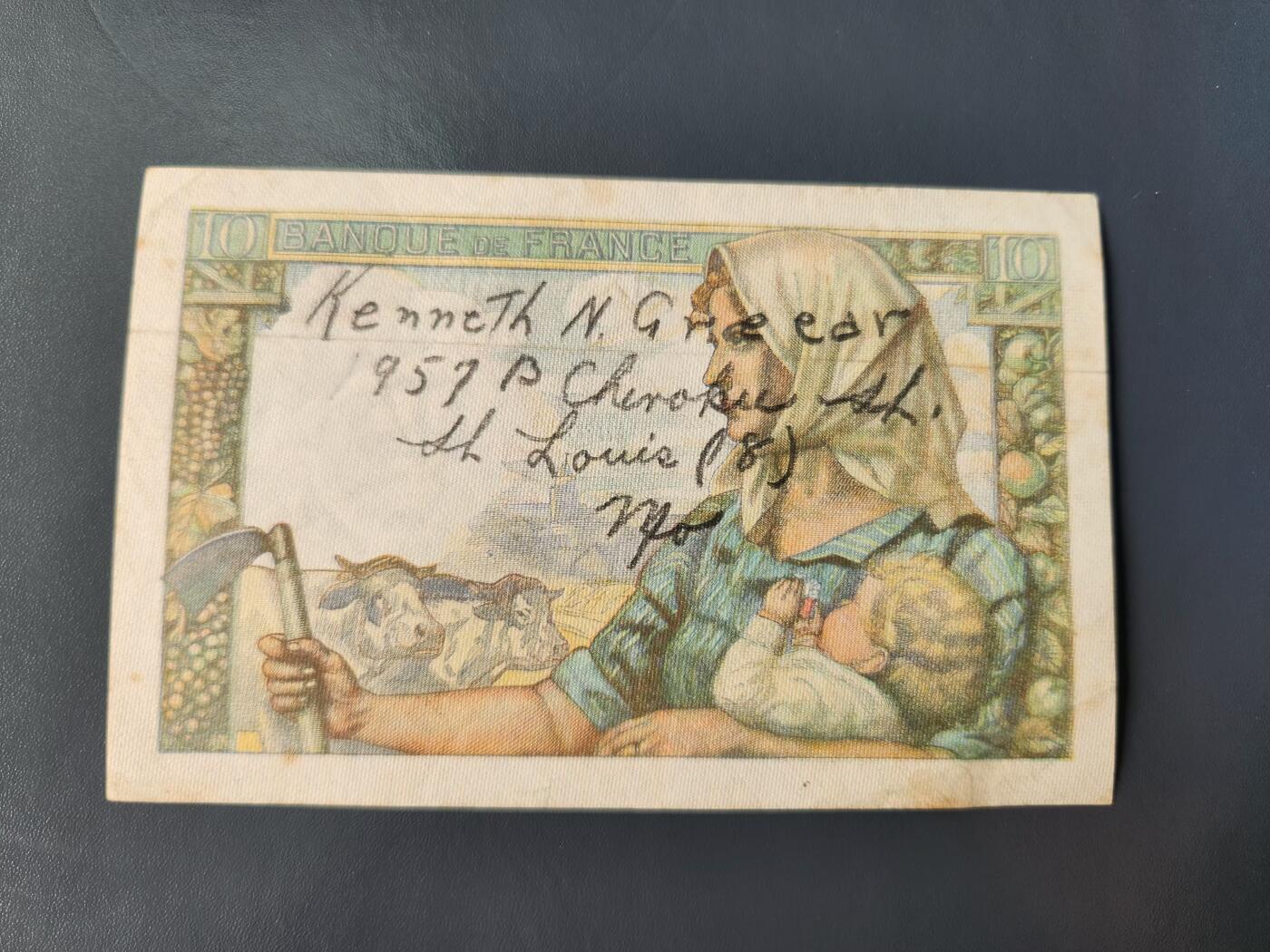 1月22号晚上8点 外国纸币自动截拍第11场 10法郎 原票旧品小裂口