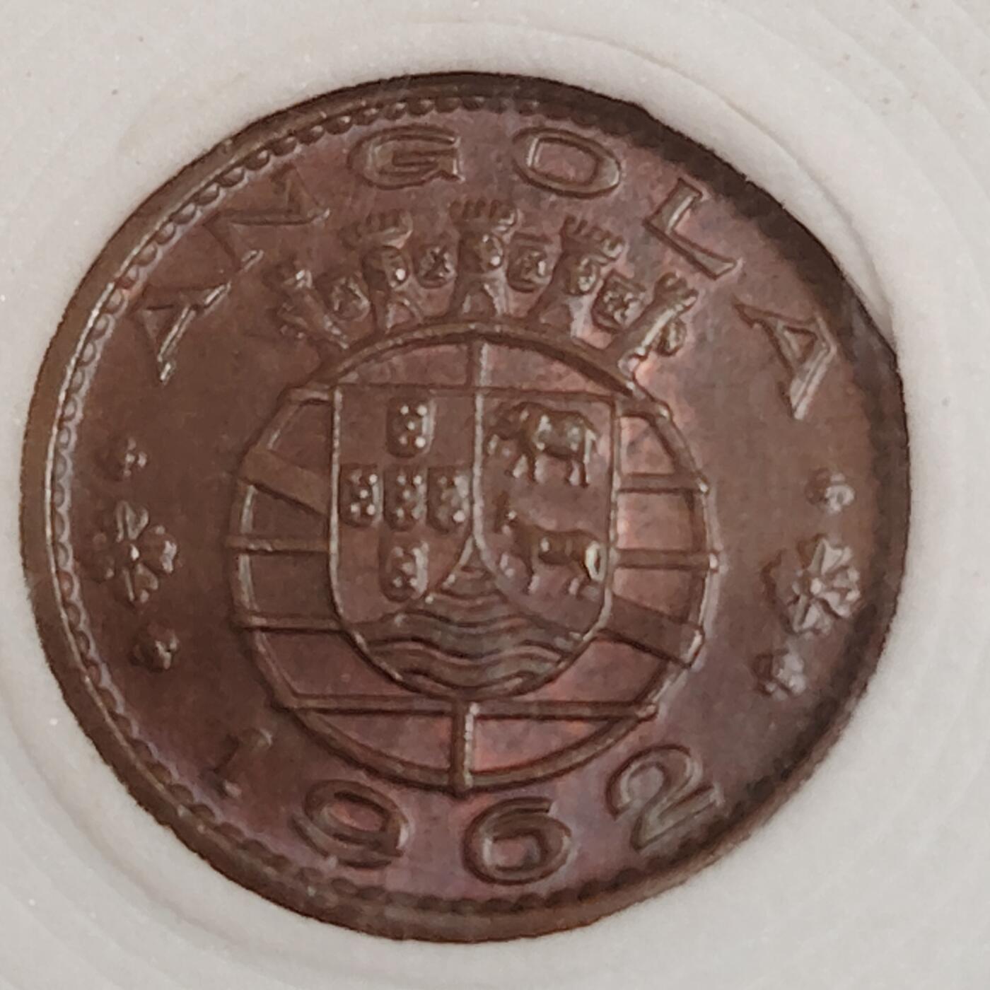 布加迪🐬～世界钱币(上海)🌾第 271 期 /  各国套币和散币 安哥拉🇦🇴 1962年 20分