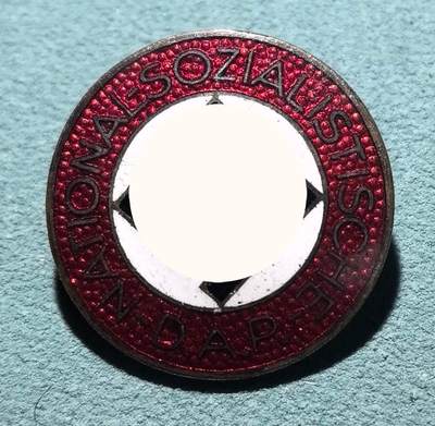 盛世勋华——号角文化勋章邮票专场拍卖第301期 - 德国（1939）NSDAP党徽 珐琅质地 带厂标